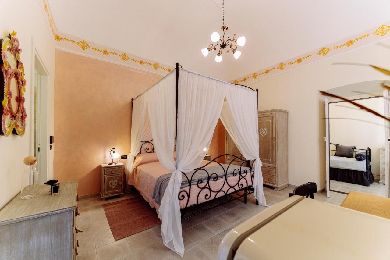 Come Nelle Favole The Classic B&B Toirano Buitenkant foto