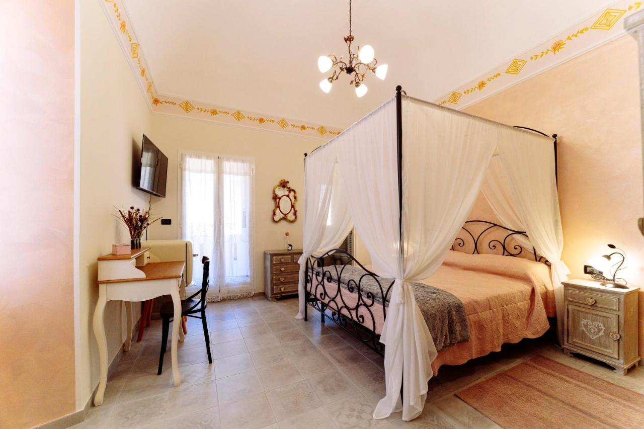 Come Nelle Favole The Classic B&B Toirano Buitenkant foto