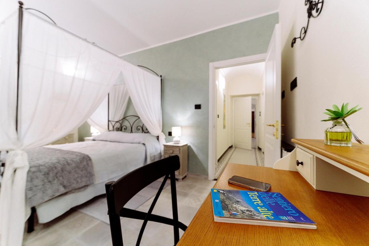 Come Nelle Favole The Classic B&B Toirano Buitenkant foto